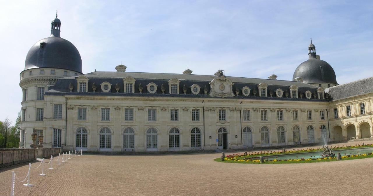 Les Gites De L'Argenterie A 15Km Du Zoo De Beauval Classes 4 Etoiles Fontguenand Kültér fotó